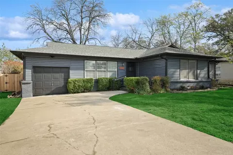 313 Parkview Dr, Arlington, TX 76010