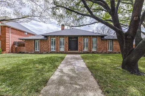 9806 Windy Terrace Dr, Dallas, TX 75231