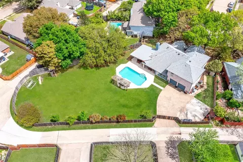 1100 Bayshore St, Allen, TX 75002