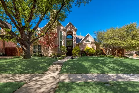 5901 Royal Palm Dr, Plano, TX 75093