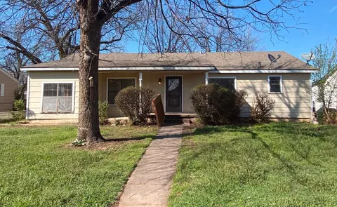 1022 N 6th St, Haskell, TX 79521