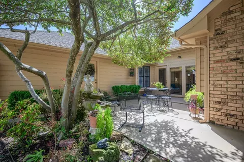 Exterior - 1310 Windsor Way, Rowlett, TX 75088 photo 4 of 6