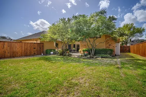 Exterior - 1310 Windsor Way, Rowlett, TX 75088 photo 6 of 6