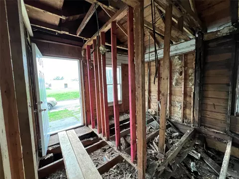1704 Locust St, Commerce, TX 75428 photo 7