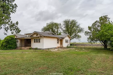Exterior - 1105 5th, Rule, TX 79547 photo 4 of 6