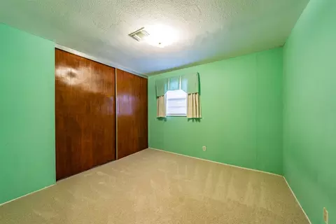 1017 E Oak St, Denton, TX 76205 photo 13