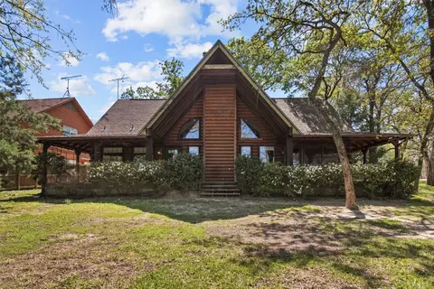 7898 Charlya Dr, Athens, TX 75752
