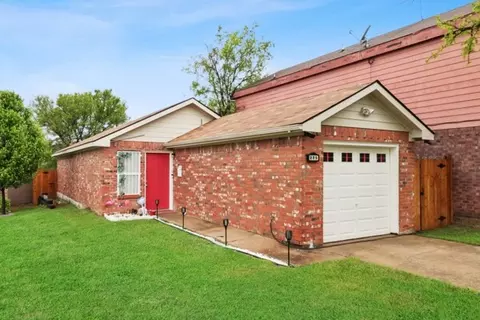 225 Ezekial Ave, Dallas, TX 75217
