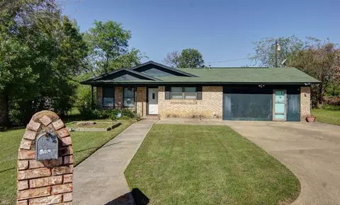 2913 Brighton Cir, Denton, TX 76210