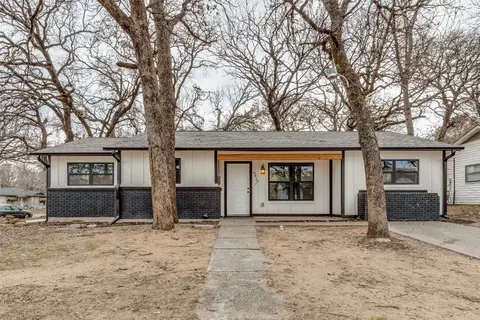 4412 Kings Cir N, Fort Worth, TX 76111