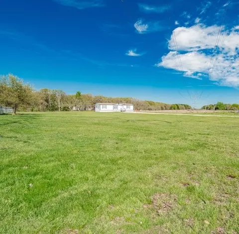 9828 County Road 4096, Kaufman, TX 75142