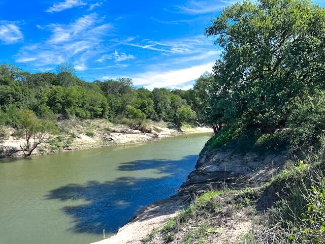 1500 Private Rd 8496  