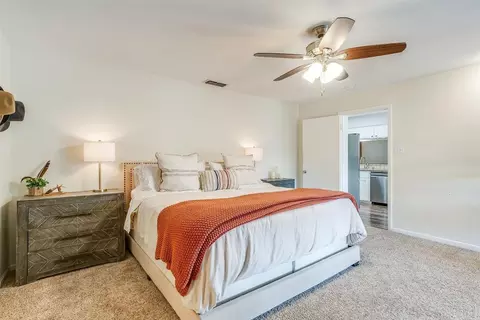 Bedroom - 1107 Trace Rd, Cleburne, TX 76033 photo 5 of 10