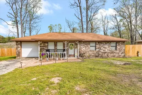 1100 Brad Cir, Lindale, TX 75771