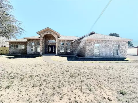 8712 Heather Ln, Odessa, TX 79764
