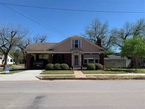 620 W Tarleton St, Stephenville, TX 76401