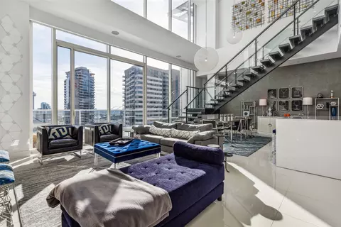 2408 Victory Park Ln #1434, Dallas, TX 75219