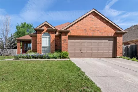 4403 Sunny Oak Ln, Corinth, TX 76208