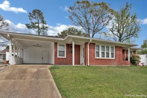 Exterior - 1204 Howard St, Minden, LA 71055 photo 2 of 3