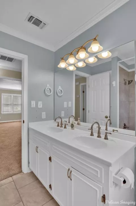 Bath - 1204 Howard St, Minden, LA 71055 photo 1 of 1