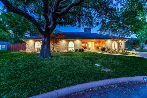 6750 Cartagena Ct, Fort Worth, TX 76133