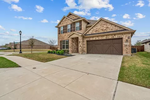 6128 Sutton Fields Trl, Aubrey, TX 76227 photo 2