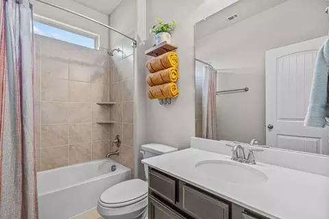 6128 Sutton Fields Trl, Aubrey, TX 76227 photo 8
