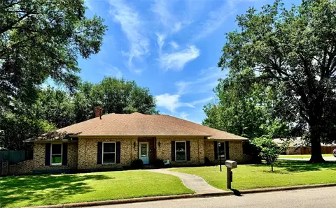 512 Junell St, Sulphur Springs, TX 75482