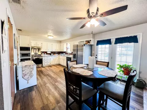Kitchen - 1410 N Avenue L, Haskell, TX 79521 photo 1 of 3