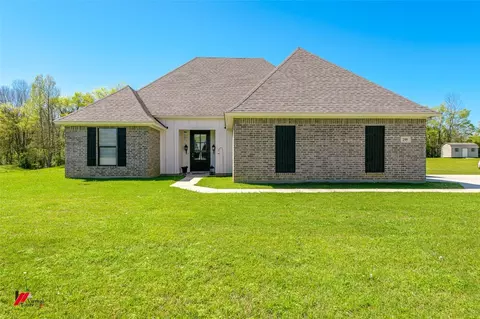 295 Mary St, Stonewall, LA 71078