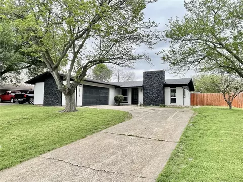 2926 Talisman, Dallas, TX 75229