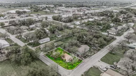 410 E Clifton St, Stephenville, TX 76401