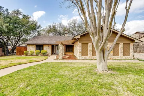 8601 Woodslane Dr, Fort Worth, TX 76179