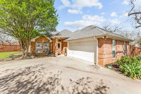 8816 The Briers Ct, Granbury, TX 76049