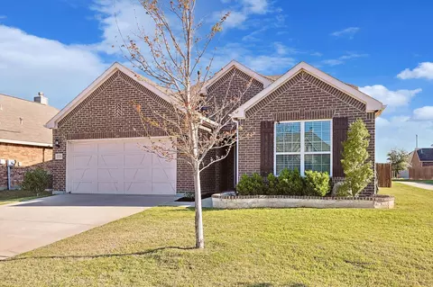 6204 Meandering Creek Dr, Argyle, TX 76226
