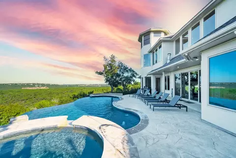 8000 Two Coves Dr, Austin, TX 78730