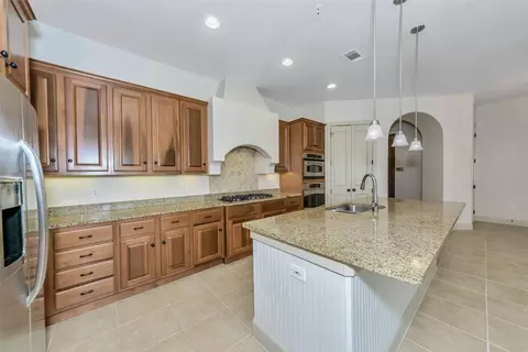 610 Via Ravello #207, Irving, TX 75039