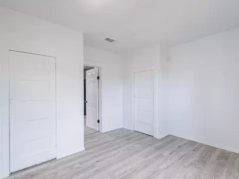 Entry Way - 306 W Hall St, Bangs, TX 76823 photo 3 of 3