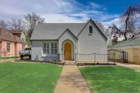2225 Ashland Ave, Fort Worth, TX 76107