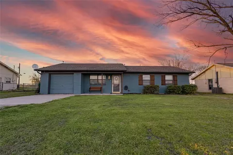 112 January Ln, Ponder, TX 76259