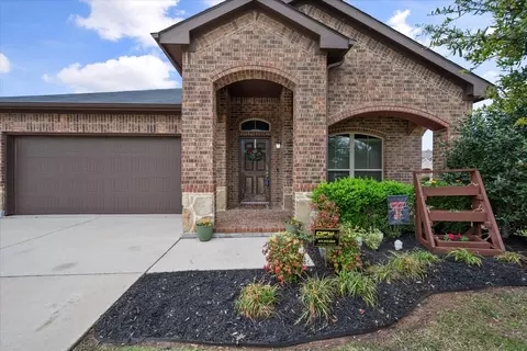 1200 Doe Meadow Dr, Burleson, TX 76028