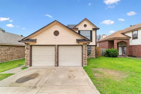 933 Sylvan Creek Dr, Lewisville, TX 75067