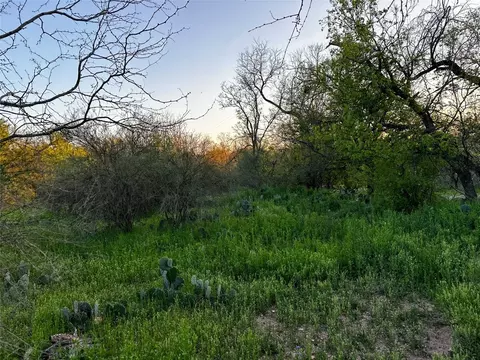 0 N Elm, Brady, TX 76825