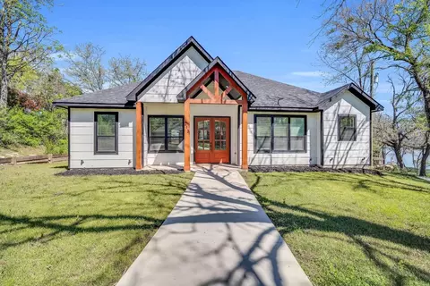 213 Lakewood Dr, Waxahachie, TX 75165