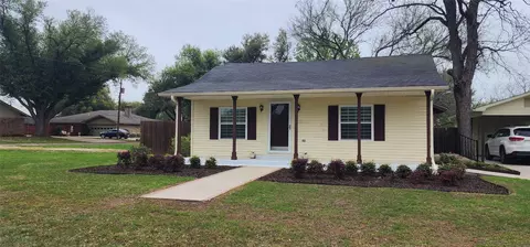 1016 E Hopkins St, Mexia, TX 76667