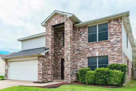 13505 Lost Spurs Rd, Roanoke, TX 76262