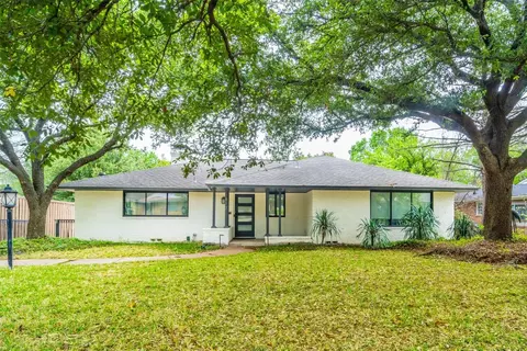 817 Knott Pl, Dallas, TX 75208