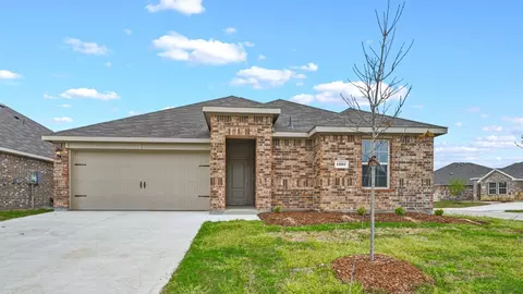 1205 Grand View Dr, Ennis, TX 75119