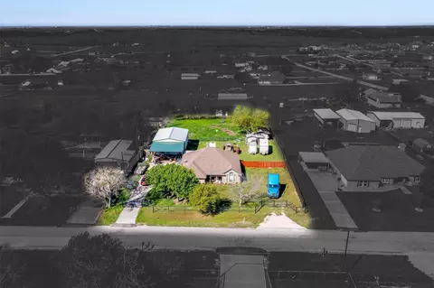 233 Brandon Dr, Weatherford, TX 76087