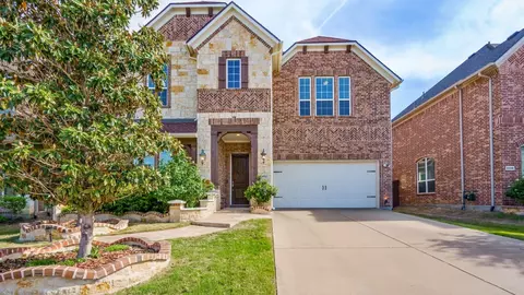 2452 Twin Oaks Dr, Little Elm, TX 75068